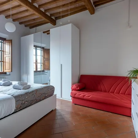 Guesthost - Piazza Artigiani Lovely Lägenhet *